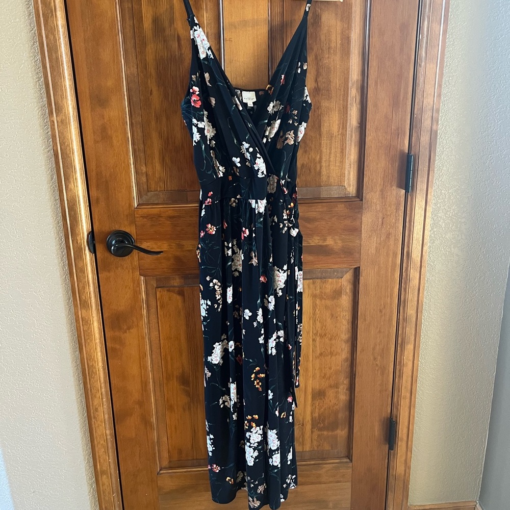 Kaileigh black and floral jumper